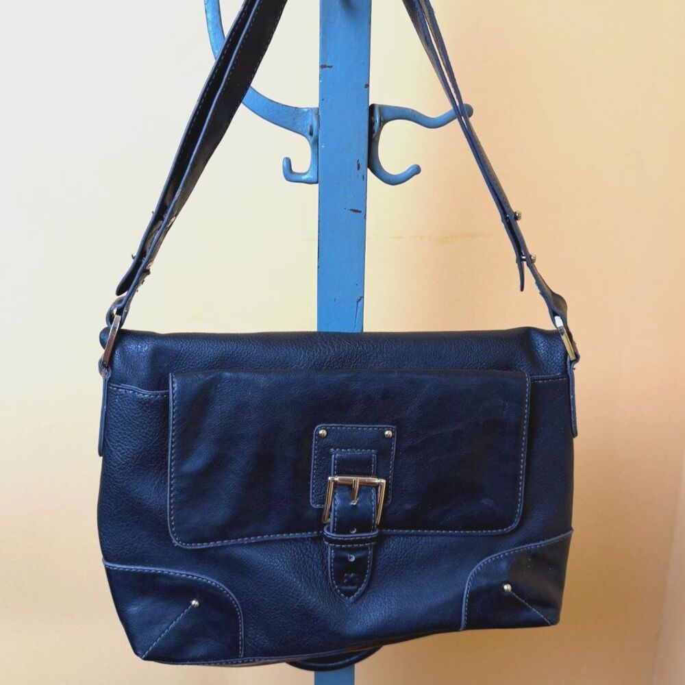 Vintage 90s Y2K Black Faux Leather Lix Claiborne Convertible Crossbody Tote Bag